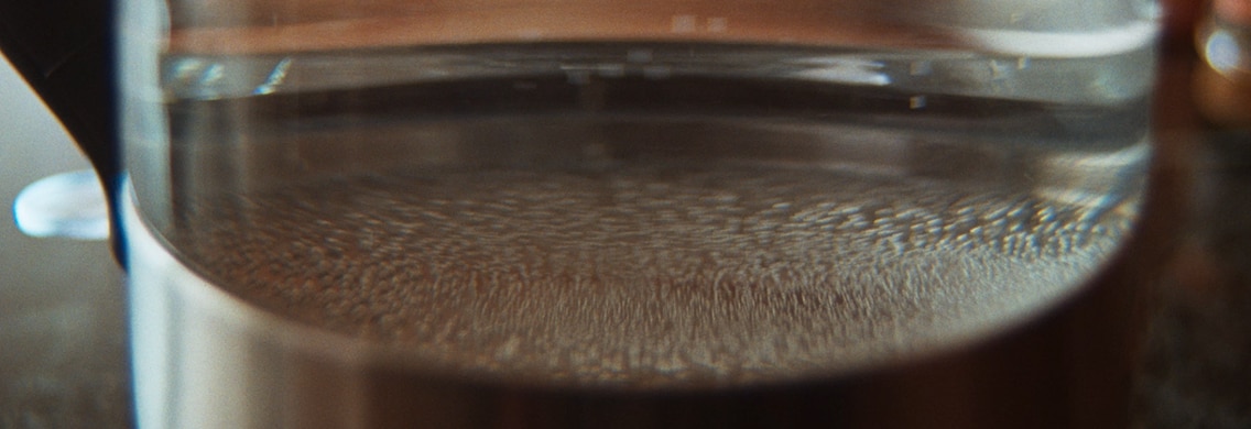 How can I tell if my water is at 80ºC?