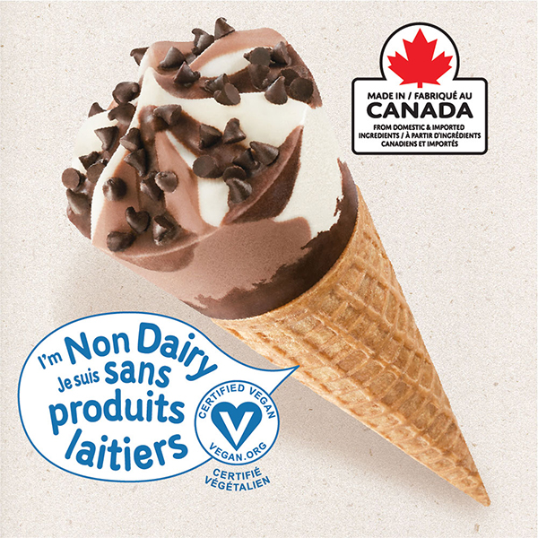 DRUMSTICK Non-Dairy Vanilla-Chocolate Swirl Sundae Cones back