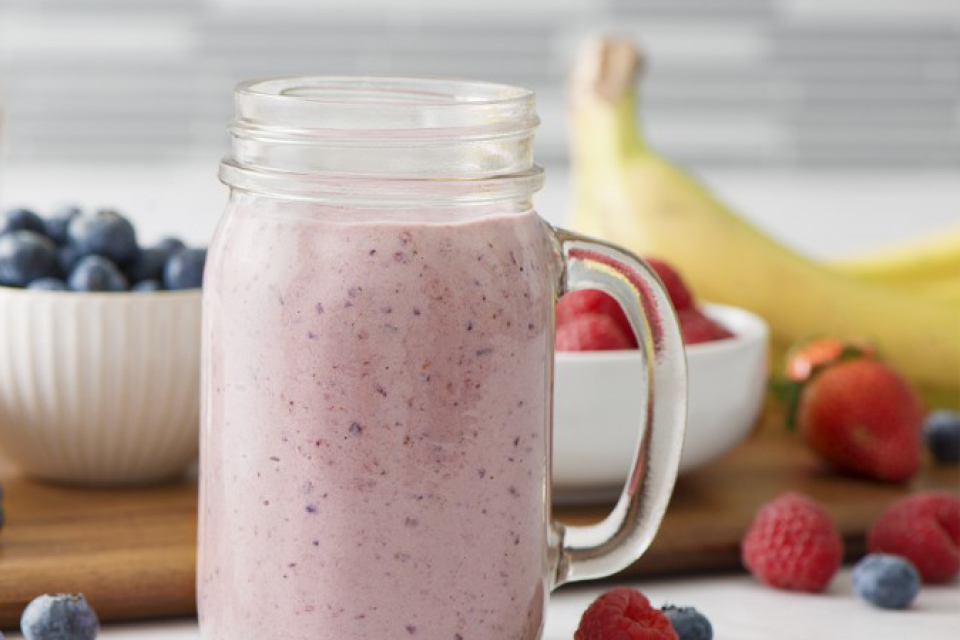 Mixed Berry Fruit Smoothie Recipe with BOOST High Protein | Nestlé