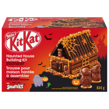 NESTLÉ KITKAT Haunted House Halloween Kit 834 g