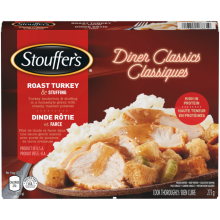 STOUFFERS Diner Classics Roast Turkey & Stuffing, 273 grams.