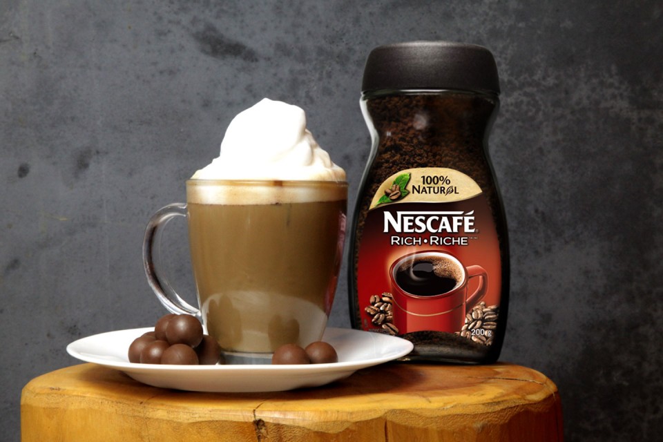 Recette AERO Mocha. Faites de votre prochaine tasse de NESCAFÉ un moka au chocolat.